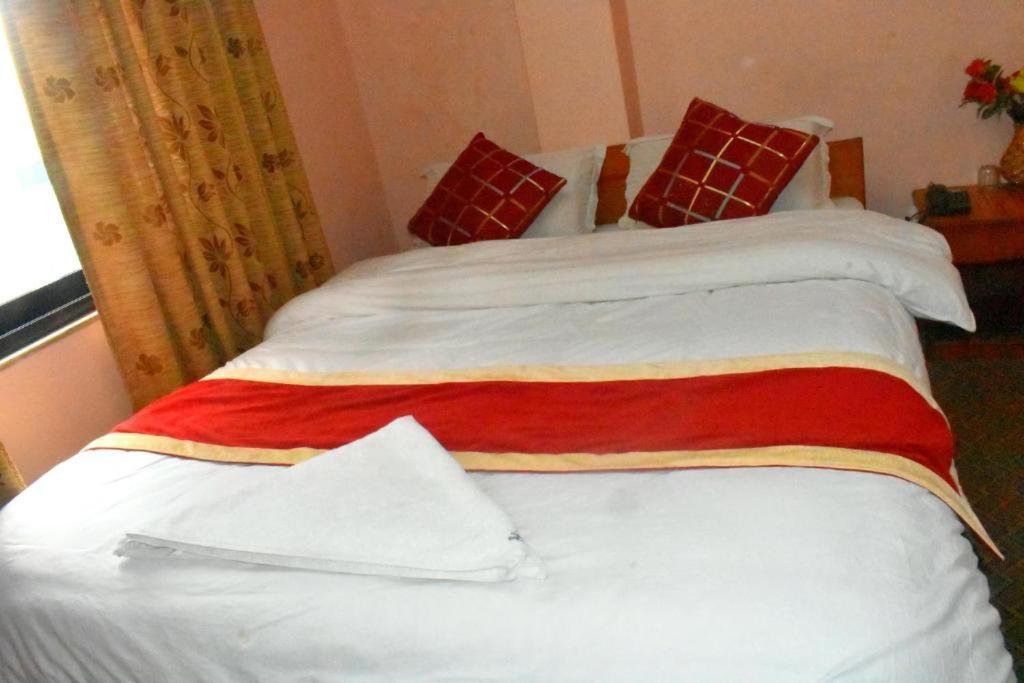 Festoon Hotel Kathmandu Exterior photo